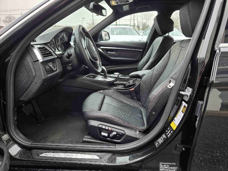 2018 BMW 3 Series 330i xDrive