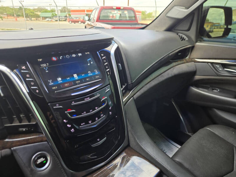 2016 Cadillac Escalade ESV Platinum