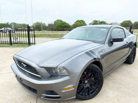 2014 Ford Mustang for sale at Texas Luxury Auto in Cedar Hill TX
