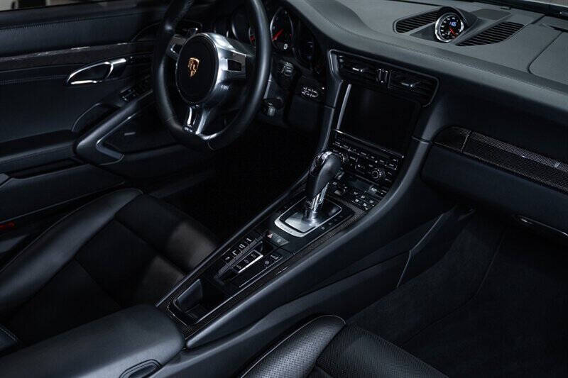 2014 Porsche 911 Turbo S