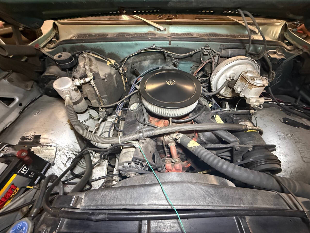 1977 Chevrolet Suburban 50