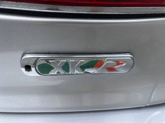 2005 Jaguar XKR