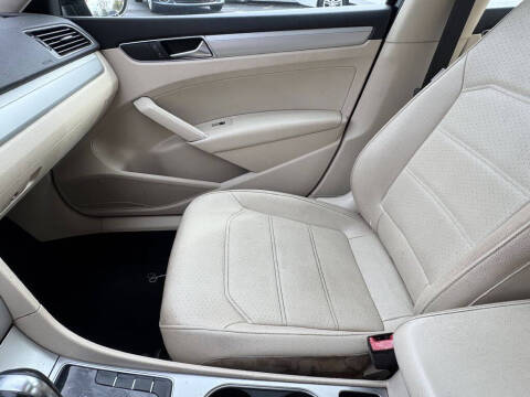 2019 Volkswagen Passat Wolfsburg