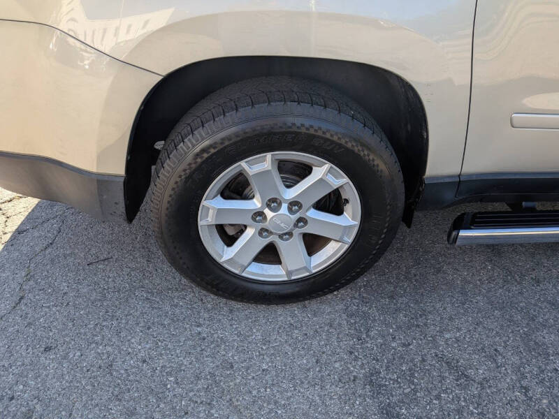 2015 GMC Acadia SLE-2
