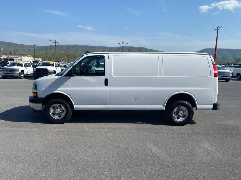 2021 Chevrolet Express 2500