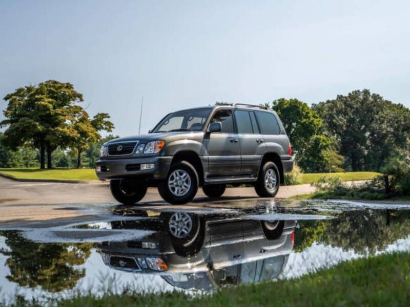 2000 Lexus LX 470's photo