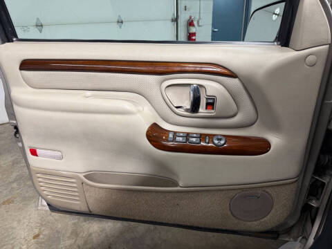 2000 Cadillac Escalade