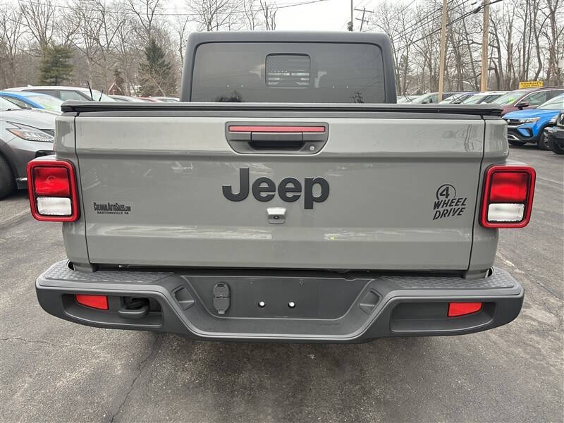 2022 Jeep Gladiator Willys
