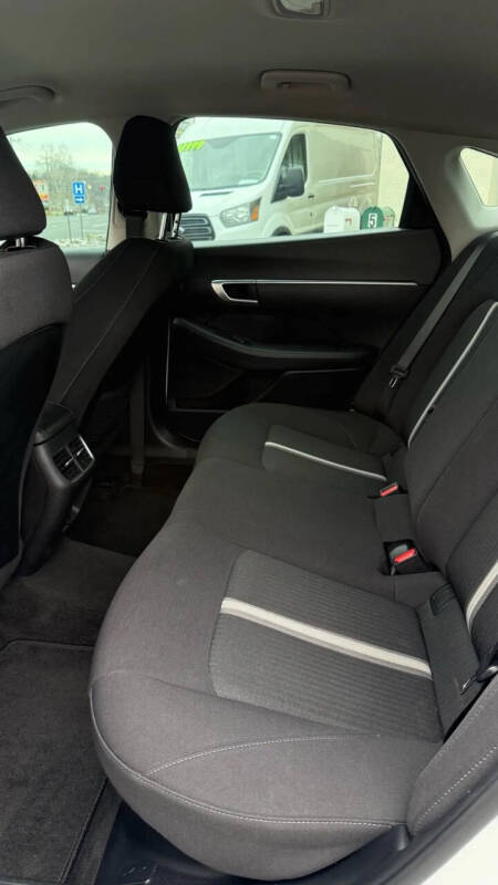 2022 Hyundai Sonata Hybrid Blue