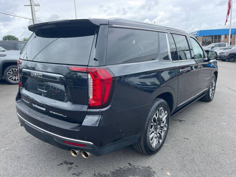 2023 GMC Yukon XL Denali Ultimate