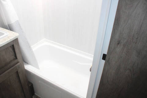 2021 Forest River Wildwood 273QBLXL