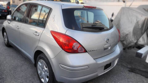 2010 Nissan Versa 1.8 S