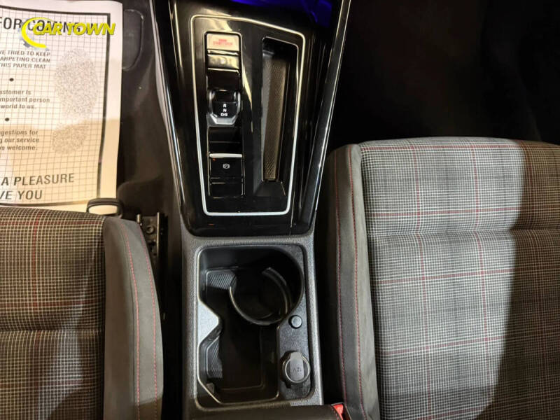 2024 Volkswagen Golf GTI S