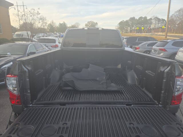 2017 Nissan Titan XD SV