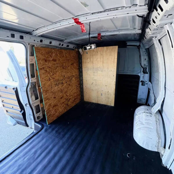 2020 Chevrolet Express 2500