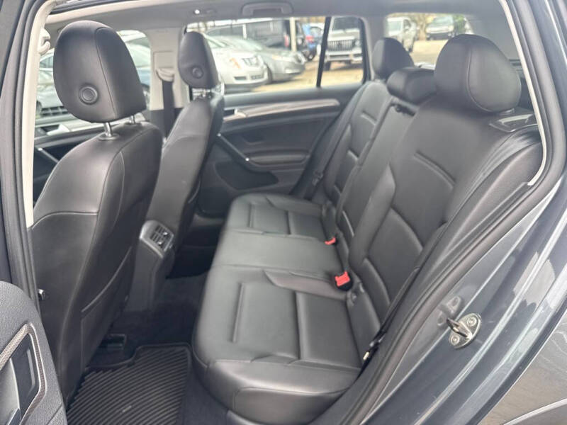 2017 Volkswagen Golf Alltrack
