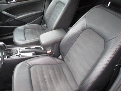 2015 Volkswagen Passat 2.0L TDI SEL Premium