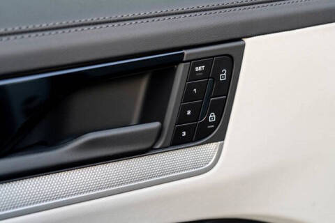 2024 Porsche Cayenne