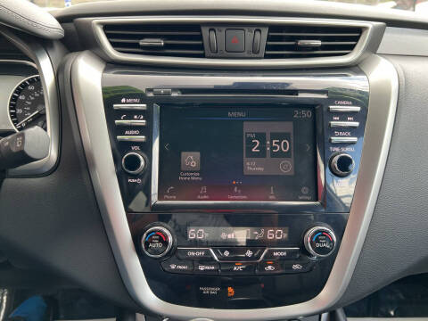 2022 Nissan Murano SV