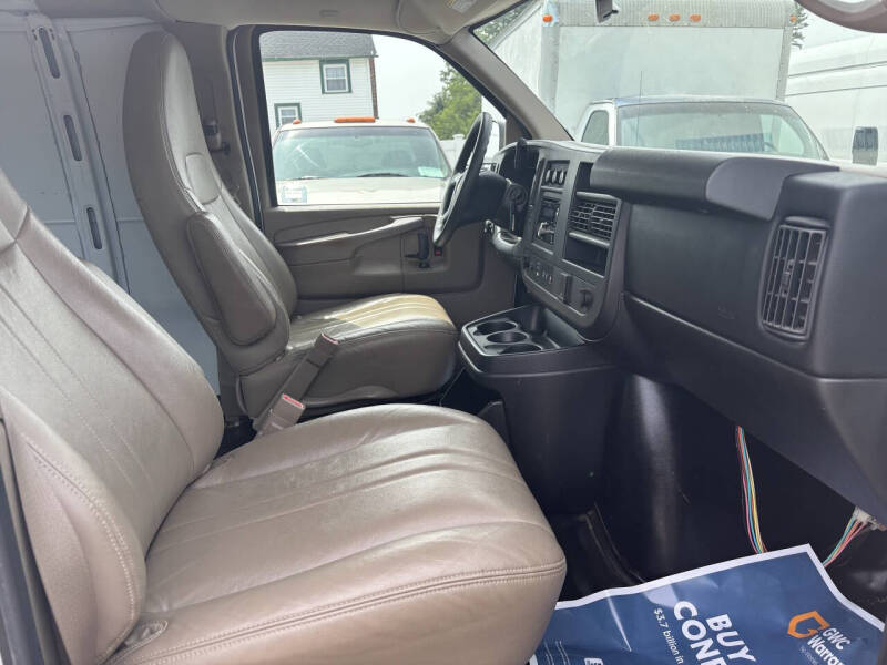 2015 Chevrolet Express 2500