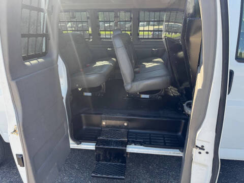2017 GMC Savana LS 3500