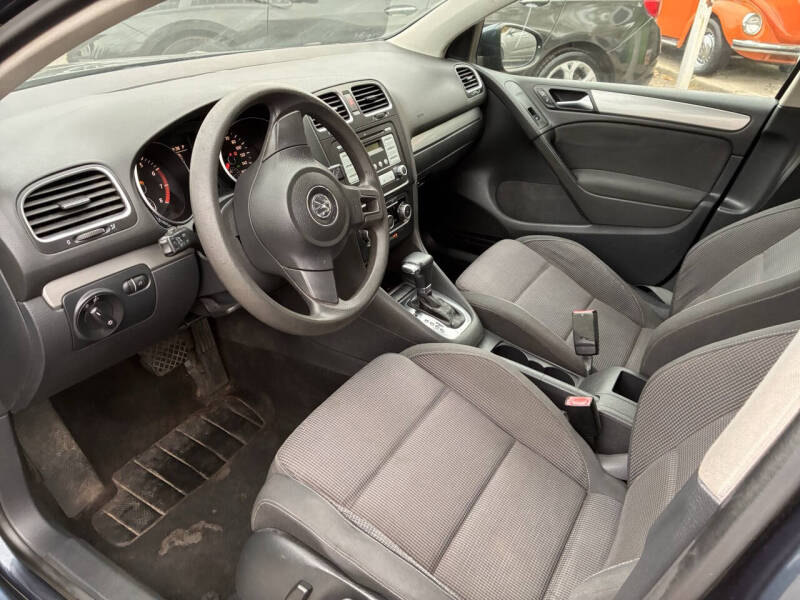 2010 Volkswagen Golf 2.5L PZEV