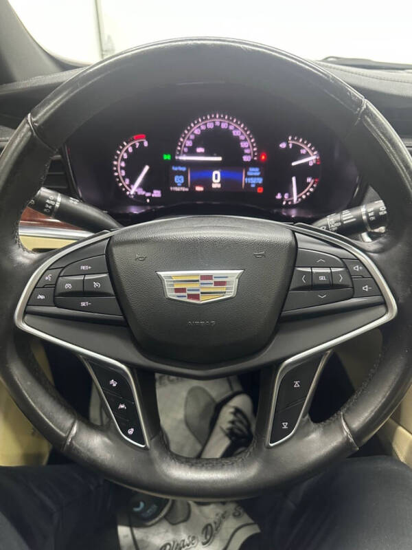 2017 Cadillac XT5 Luxury