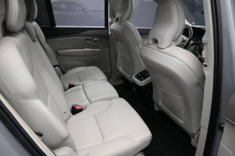 2025 Volvo XC90 B5 Plus Bright Theme