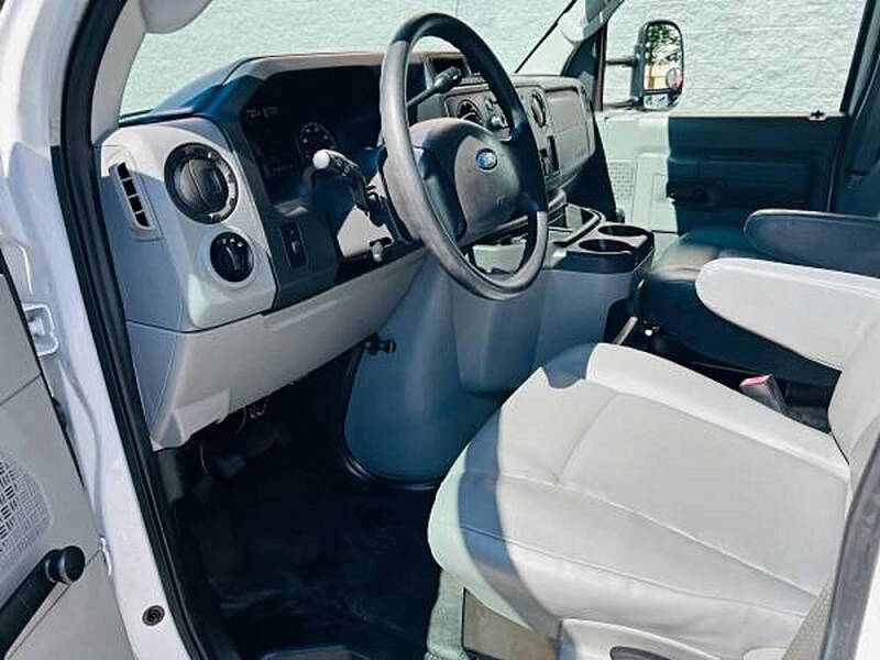 2013 Ford E-Series