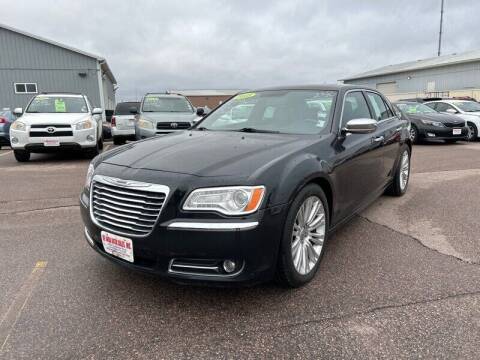 2013 Chrysler 300 for sale at De Anda Auto Sales in South Sioux City NE