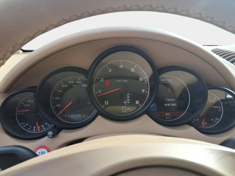 2014 Porsche Cayenne Platinum