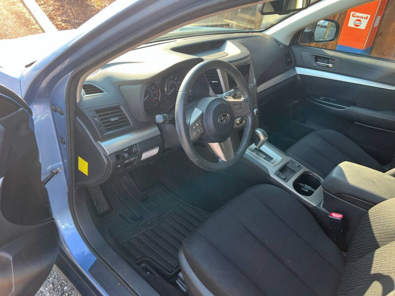 2010 Subaru Outback 2.5i Premium