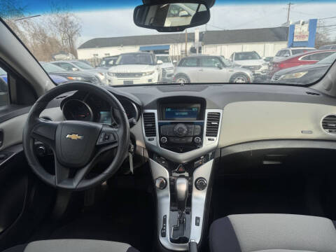 2015 Chevrolet Cruze LS Auto