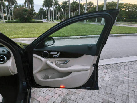 2018 Mercedes-Benz C-Class C 300