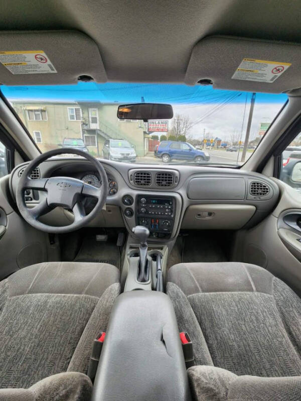 2003 Chevrolet TrailBlazer LS