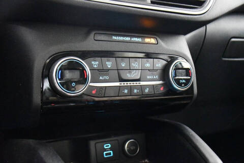 2021 Ford Escape Titanium