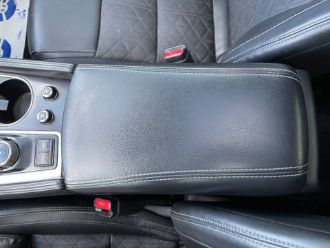 2017 Nissan Maxima Platinum