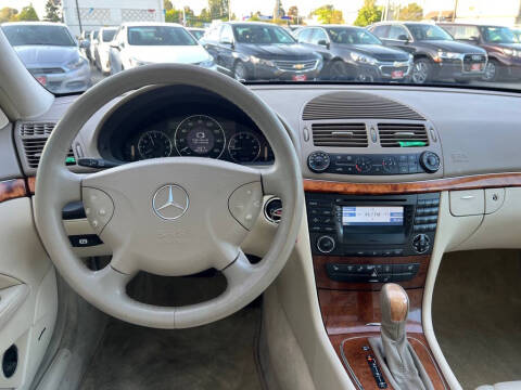 2003 Mercedes-Benz E-Class E 320