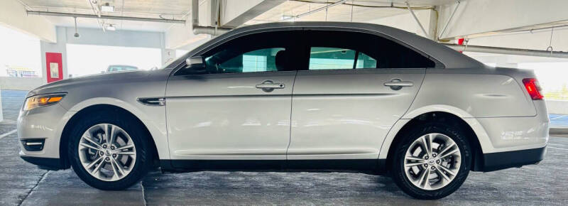 2019 Ford Taurus SEL