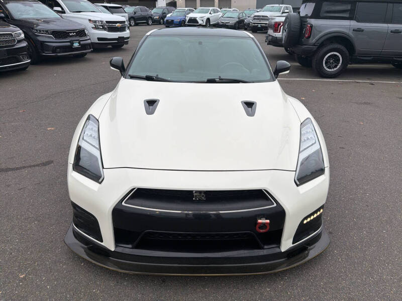 2013 Nissan GT-R Premium