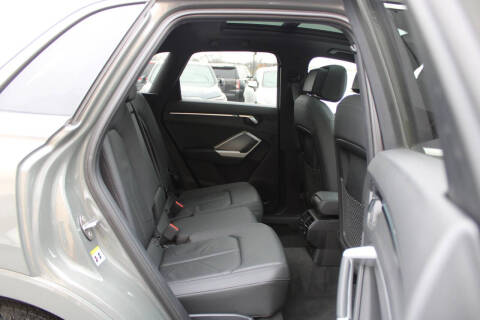 2022 Audi Q3 quattro S line Premium 45 TFSI