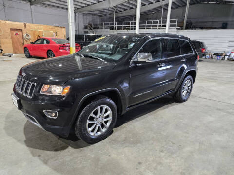 2015 Jeep Grand Cherokee for sale at De Anda Auto Sales in Storm Lake IA