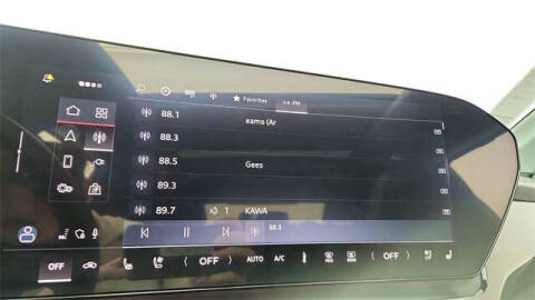 2025 Audi Q6 e-tron quattro Premium Plus