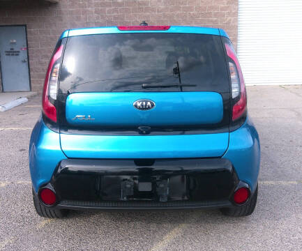 2016 Kia Soul +