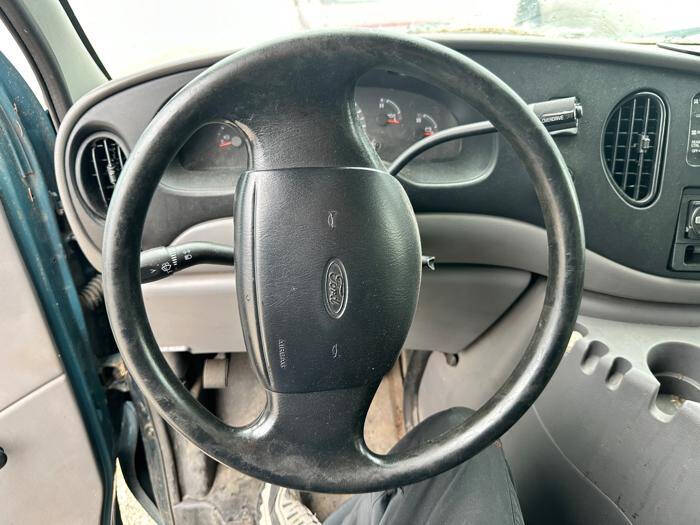 2001 Ford E-Series