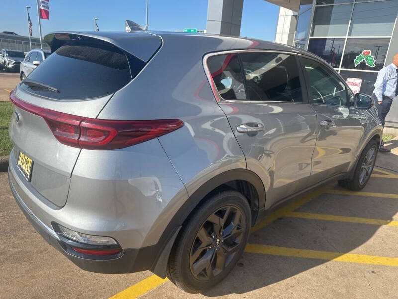 2022 Kia Sportage LX