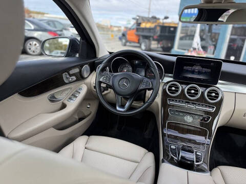 2016 Mercedes-Benz C-Class C 300 Luxury 4MATIC