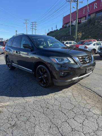 2017 Nissan Pathfinder Platinum