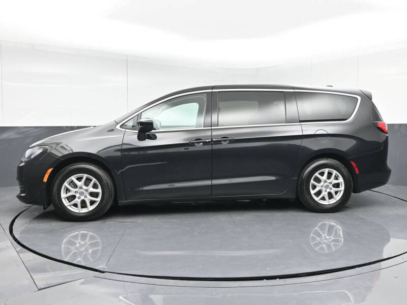 2017 Chrysler Pacifica Touring
