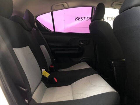 2015 Toyota Prius c Three